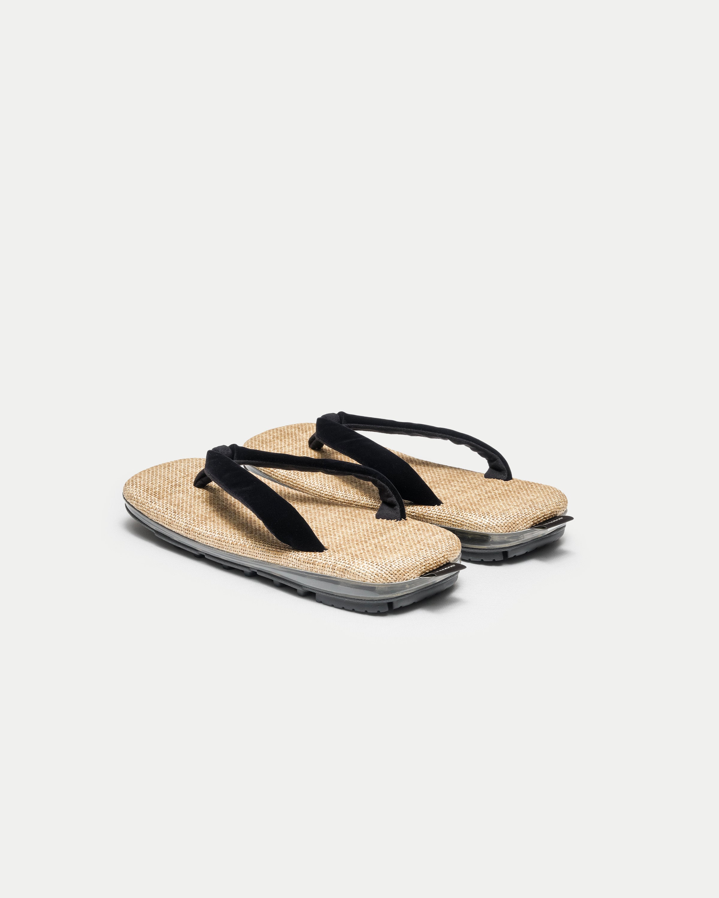 SETTA × SNEAKER “ unda HOVER ” / TOUGH BLACK – goyemon