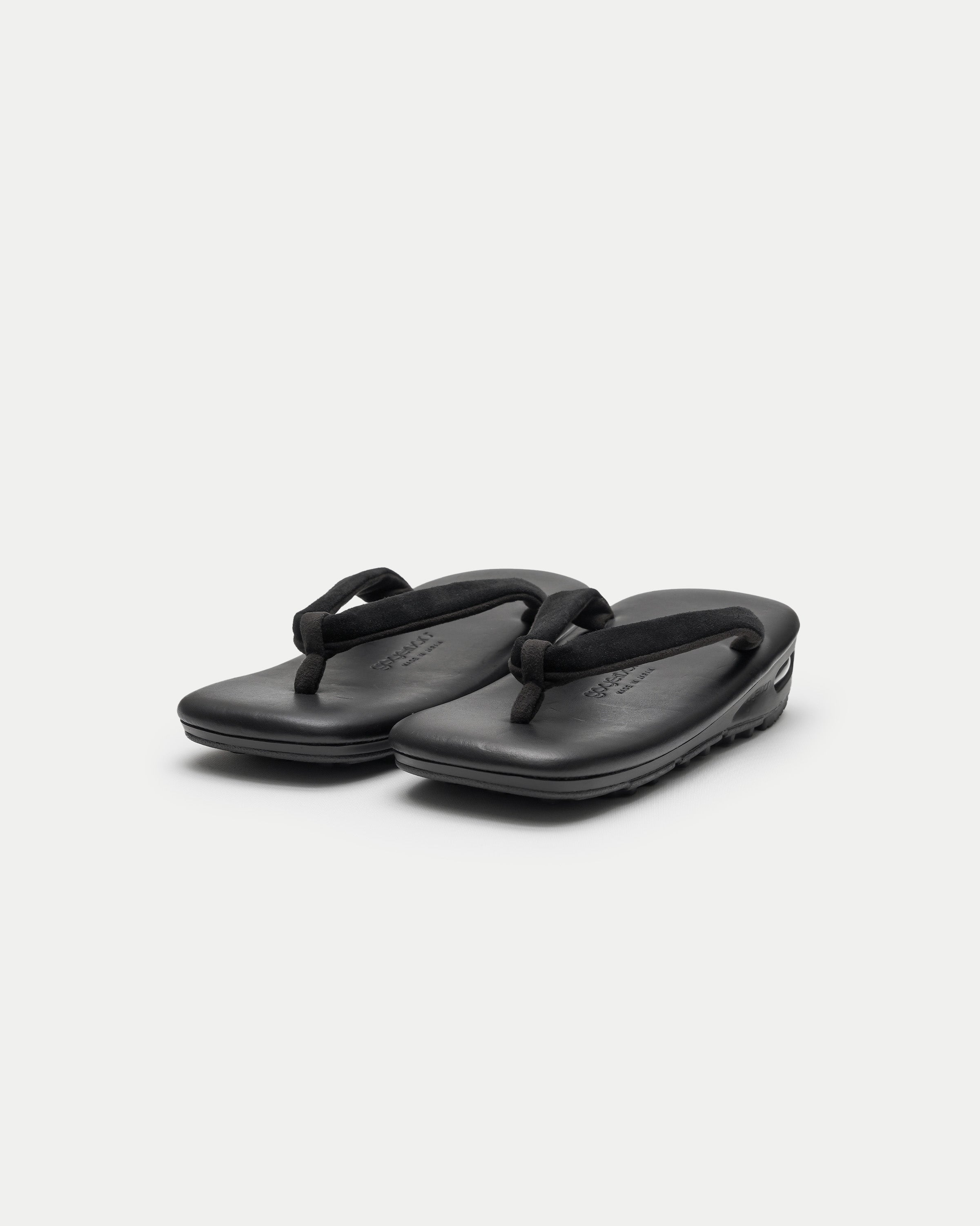 新到着 “ SNEAKER × SETTA unda goyemon – SUMI［25SS］ LEATHER / ” 靴