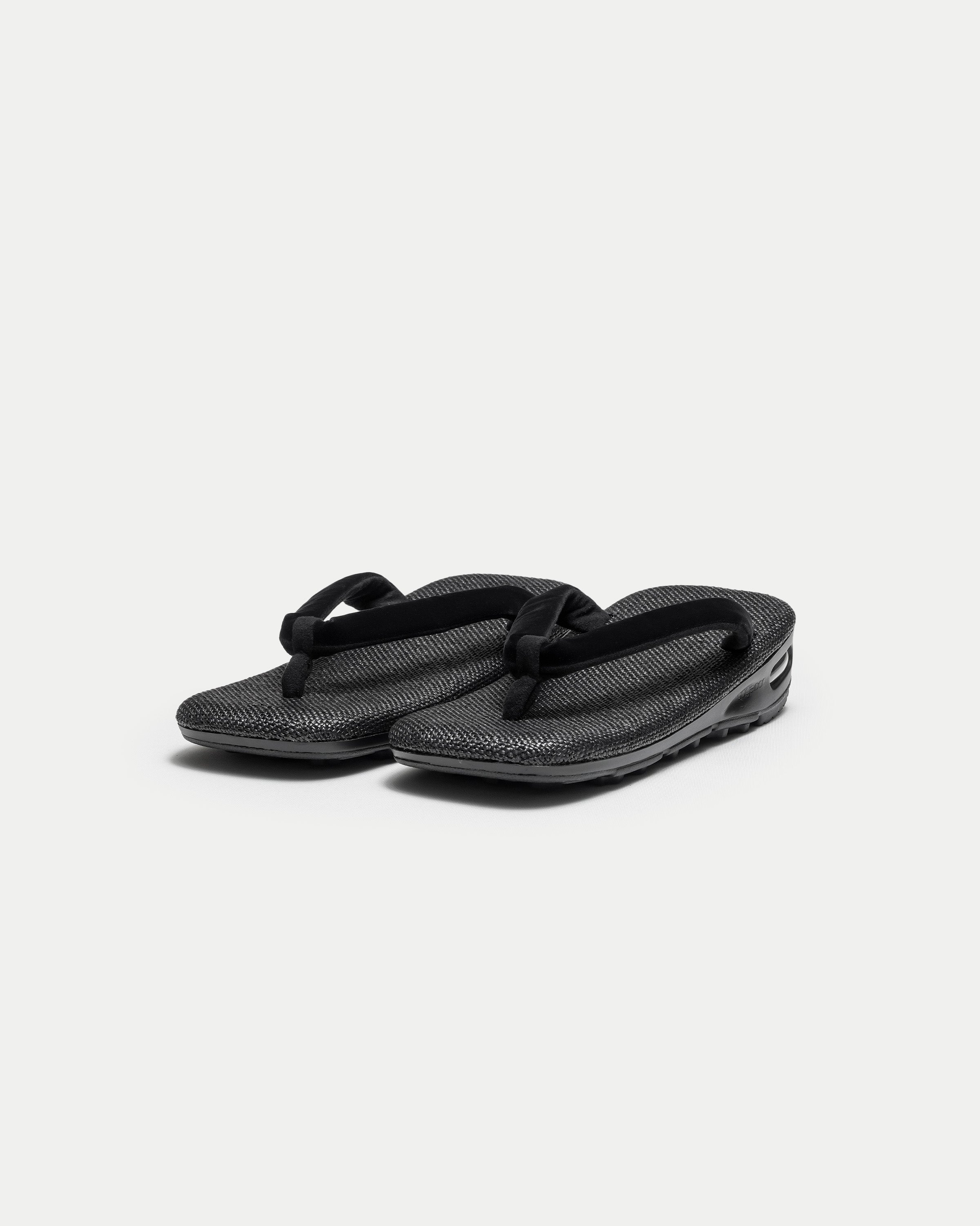 SETTA × SNEAKER “ unda ” / TOUGH SUMI – goyemon