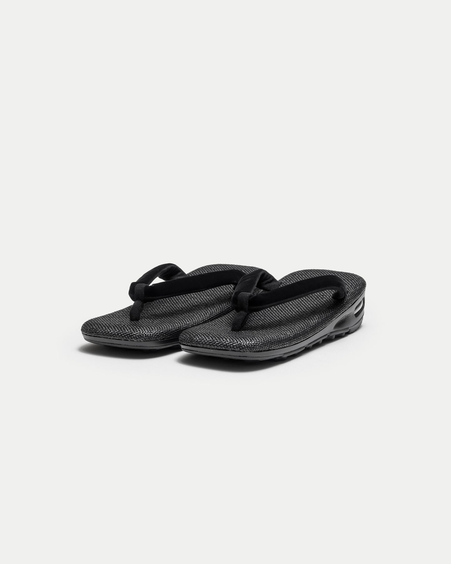 SETTA × SNEAKER “ unda ” / TOUGH SUMI